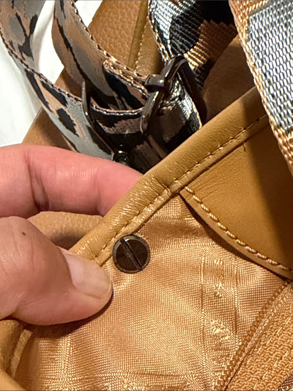 Longchamp Tan Leather Top-Handle Tote - Picture 10 of 10